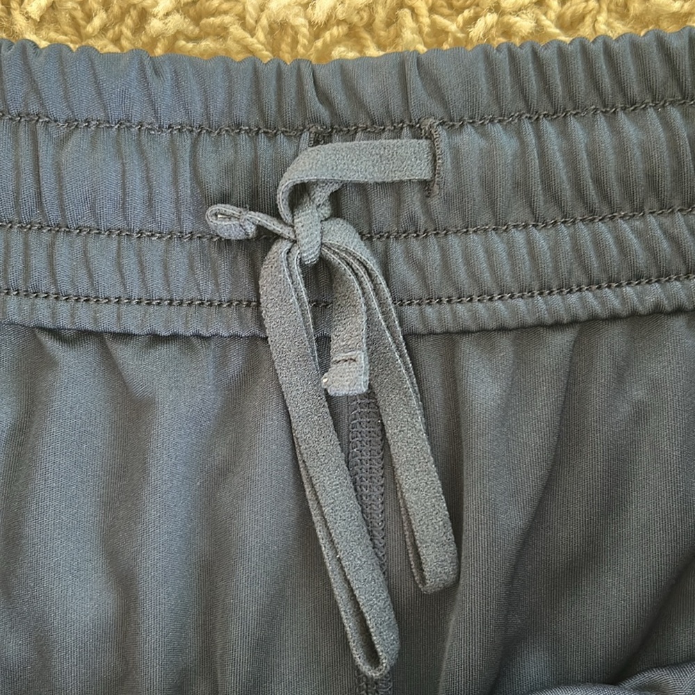 NWOT Reebok Women’s Small Dark Blue Shorts - Picture 4 of 4